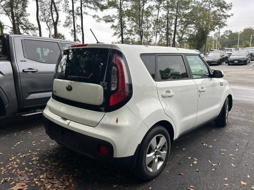 2017 Kia Soul Base