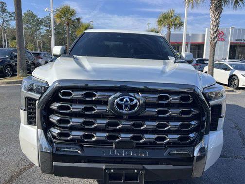 2024 Toyota Tundra Hybrid Platinum