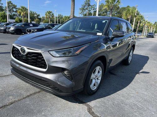 2022 Toyota Highlander L