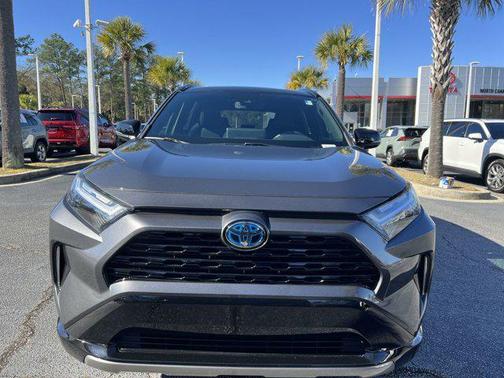 2023 Toyota RAV4 Hybrid SE