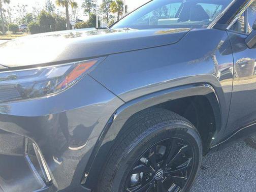 2023 Toyota RAV4 Hybrid SE