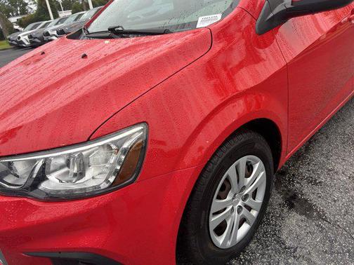 2017 Chevrolet Sonic LS