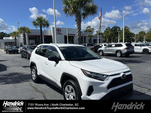 2024 Toyota RAV4 LE
