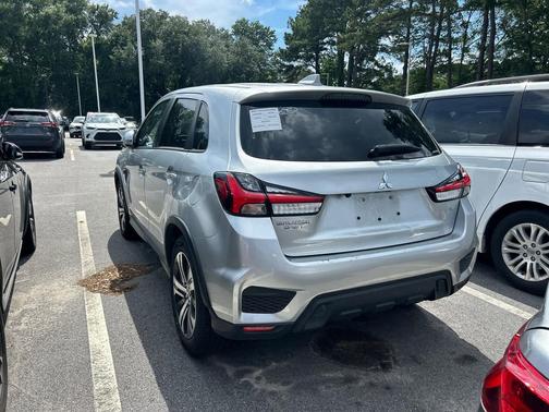 Alloy Silver Metallic 2025 Mitsubishi Outlander Sport SE
