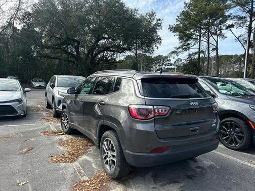 2017 Jeep New Compass Latitude