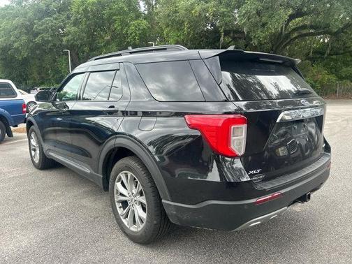 Agate Black Metallic 2021 Ford Explorer XLT