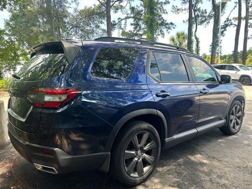 Obsidian Blue Pearl 2024 Honda Pilot Sport