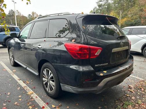 2020 Nissan Pathfinder SV 2WD