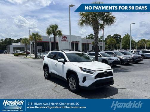 Ice Cap 2023 Toyota RAV4 XLE