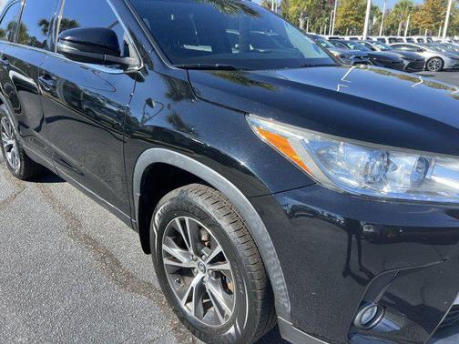 2019 Toyota Highlander LE Plus