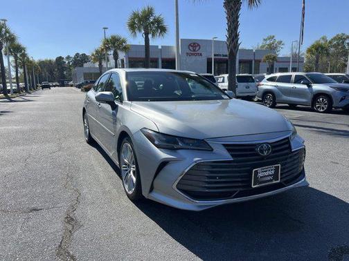 2021 Toyota Avalon Hybrid Limited