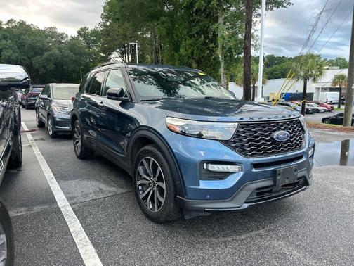 Blue Metallic 2020 Ford Explorer ST