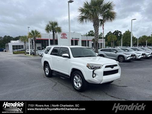 Super White 2018 Toyota 4Runner SR5 Premium
