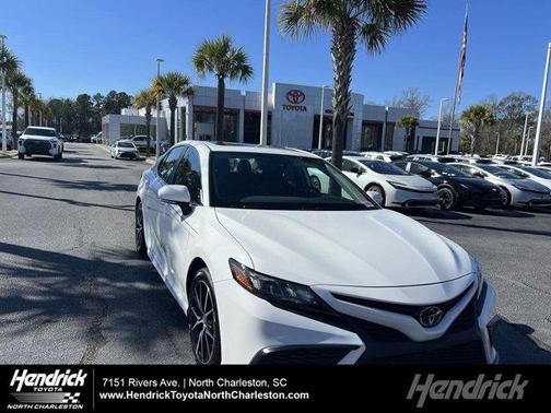 2024 Toyota Camry SE