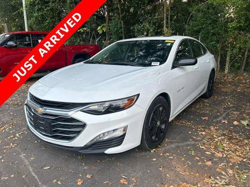 2022 Chevrolet Malibu FWD LT