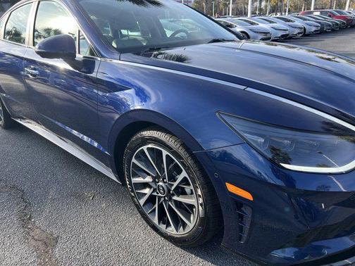 2022 Hyundai SONATA Limited