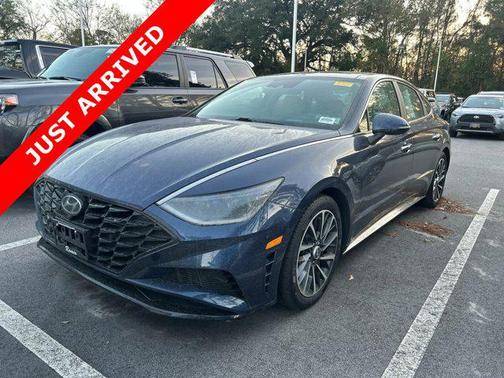 2022 Hyundai SONATA Limited