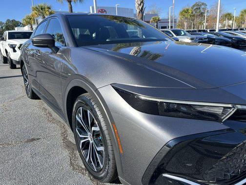 2024 Toyota Crown XLE