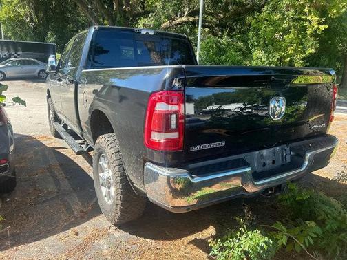 2023 RAM 2500 Laramie Crew Cab 4x4 6'4' Box