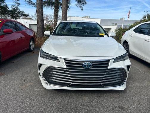2019 Toyota Avalon Hybrid Limited
