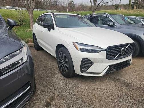 Crystal White 2025 Volvo XC60 Plus