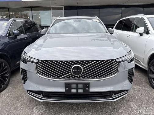 2025 Volvo XC90 Plus