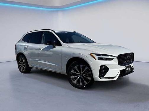 2025 Volvo XC60 Plus