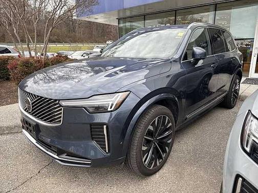 2025 Volvo XC90 Plus