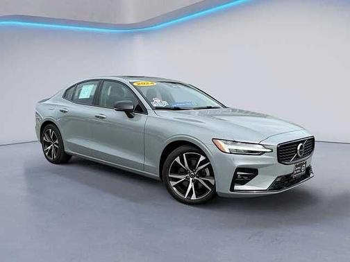 2024 Volvo S60 Core