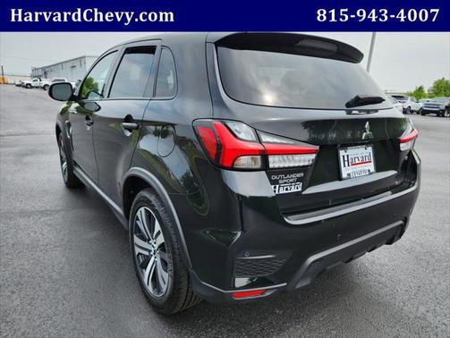2022 Mitsubishi Outlander Sport SE