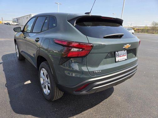 2025 Chevrolet Trax LS