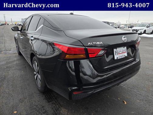 2022 Nissan Altima 2.5 SV