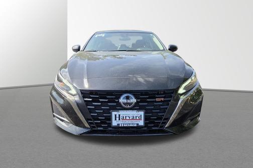 Super Black 2024 Nissan Altima SR FWD