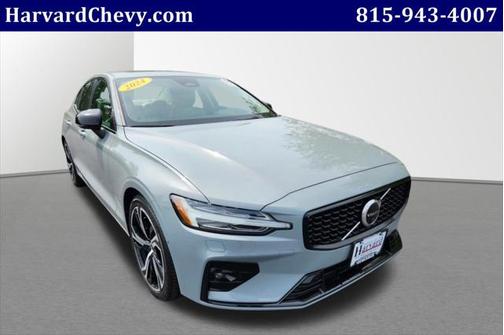 2024 Volvo S60 B5 Plus Dark Theme