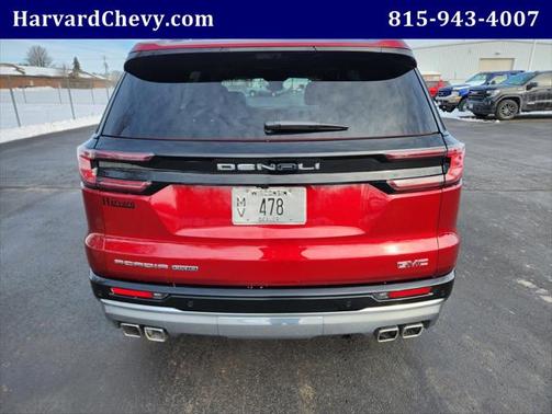 2024 GMC Acadia Denali