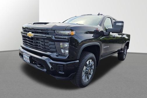 Black 2026 Chevrolet Silverado 2500 Custom