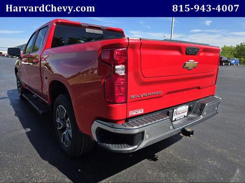 Red Hot 2022 Chevrolet Silverado 1500 LT
