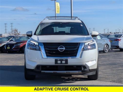 2024 Nissan Pathfinder Platinum
