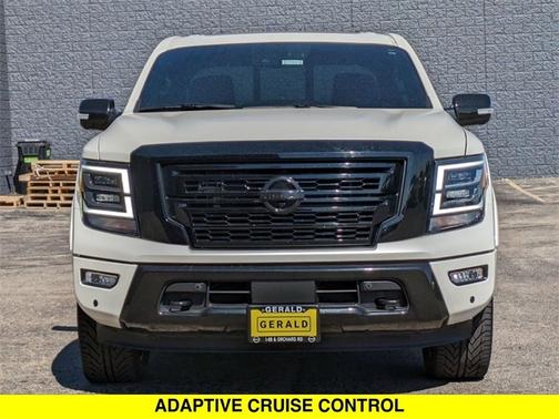 2023 Nissan Titan Platinum Reserve