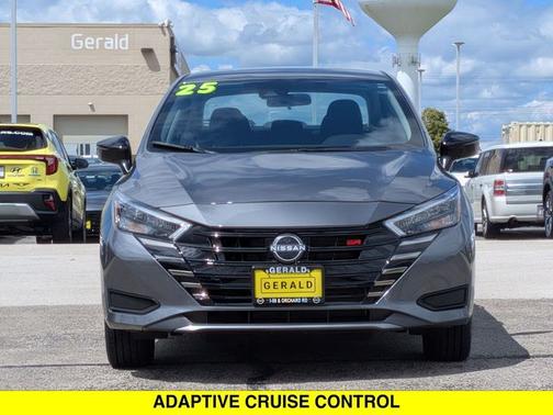 Gun Metallic 2025 Nissan Versa 1.6 SR