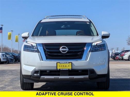 2024 Nissan Pathfinder Platinum