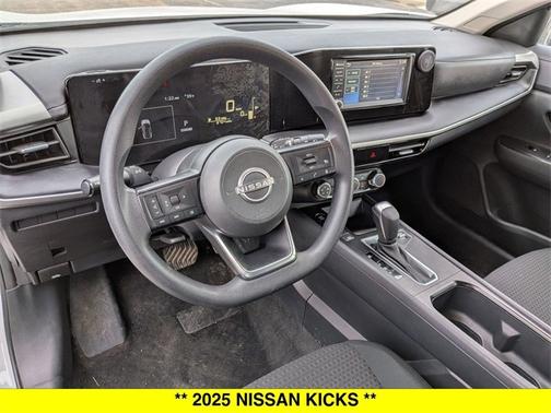 2025 Nissan Kicks S