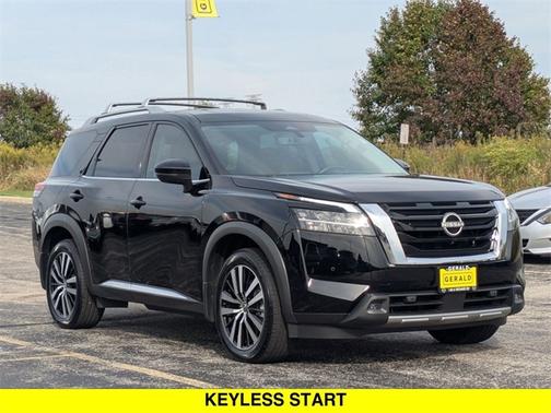 2023 Nissan Pathfinder Platinum