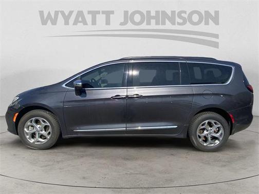 2022 Chrysler Pacifica Limited
