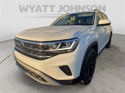 2022 Volkswagen Atlas 3.6L SE w/Technology