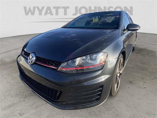 2015 Volkswagen Golf GTI 2.0T SE 4-Door