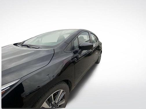 2023 Nissan Versa 1.6 SV