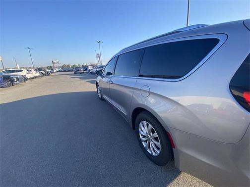 2018 Chrysler Pacifica Touring-L Plus