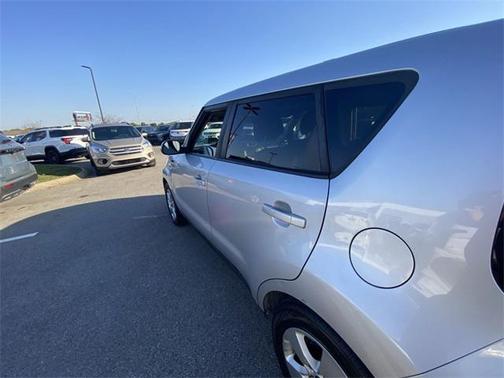 2018 Kia Soul Base