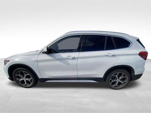 Alpine White 2019 BMW X1 xDrive28i